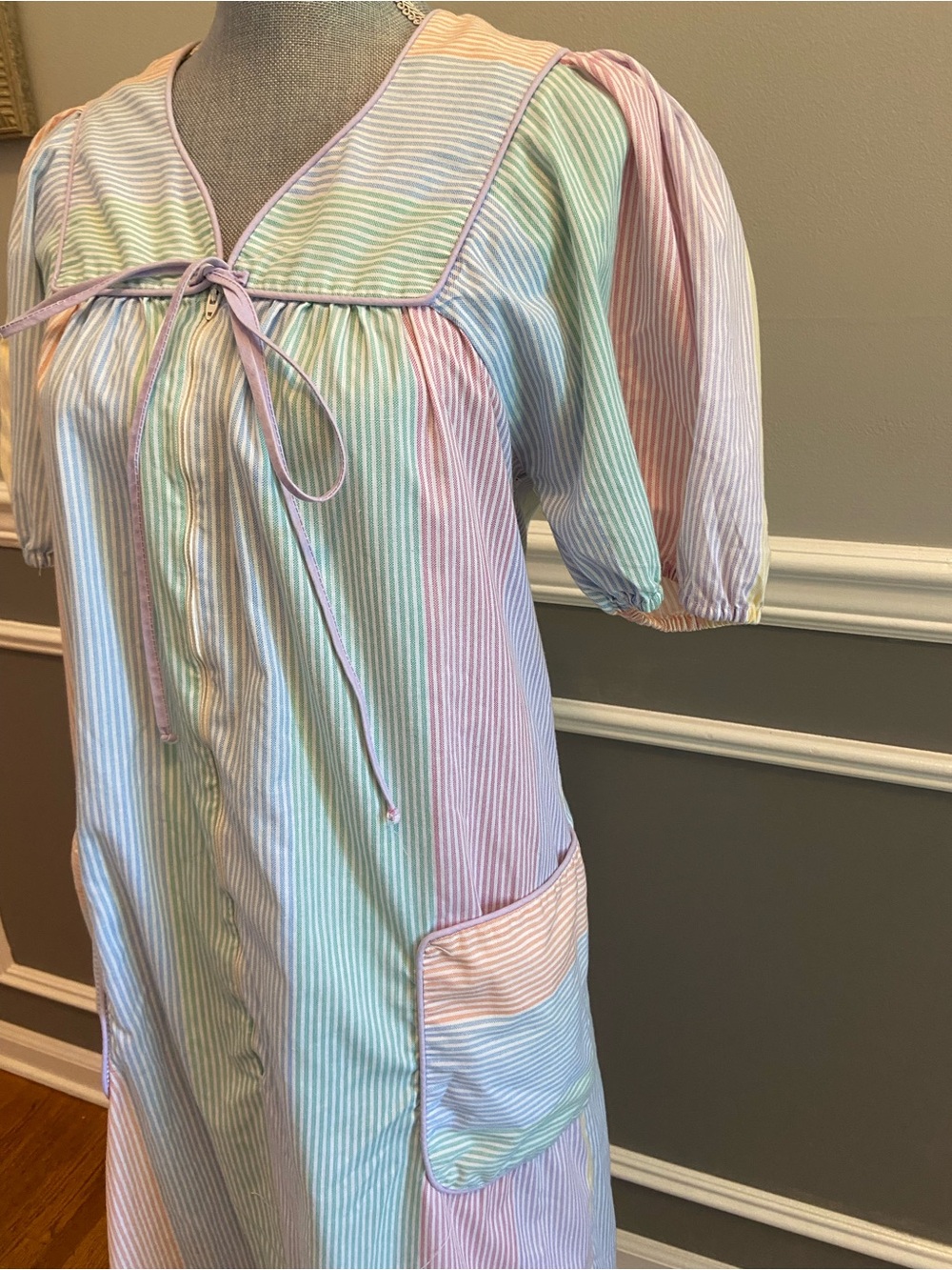 Vintage Striped House Dress Pastel Rainbow Mumu Women’s Size Small 1970’s